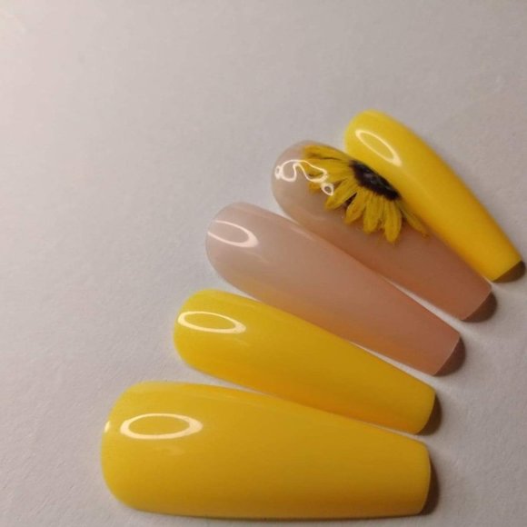 summer Yellow sunflower and nude/yellow flower press on nail - Picture 5 of 11